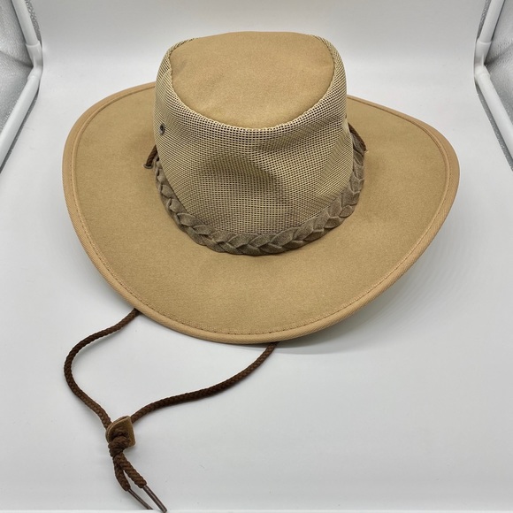 canvas drover hat
